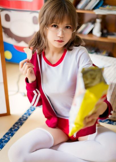 少妇精品久久久www_DVD全集免费播放