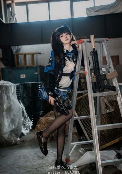 女人自慰喷水高清播放_DVD免费观看最新