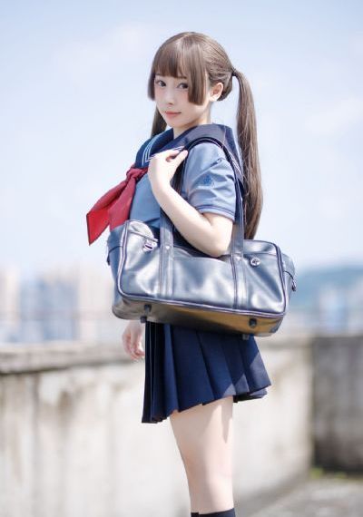 丰满人妻国产在线_超清免费高清观看