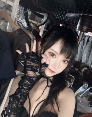 国产精品18久久久久久vr深喉_4K高清迅雷在线观看